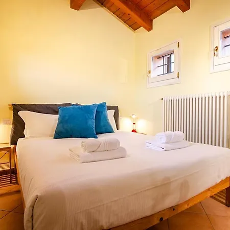 Azzo Gardino Apartmán