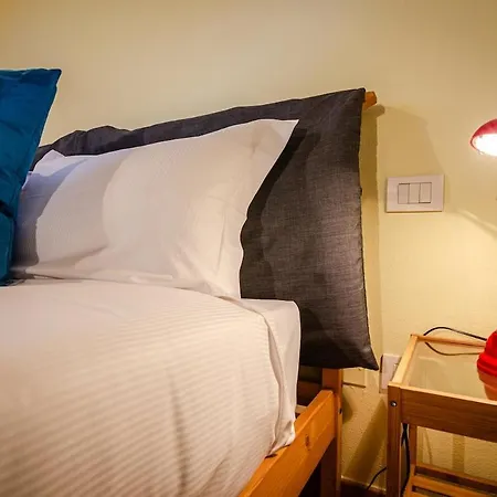 Azzo Gardino Apartmán *