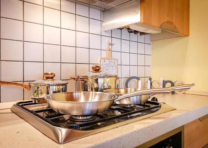 Azzo Gardino Apartment